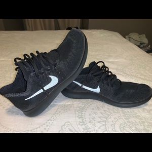 Men’s Nike free run fly knit